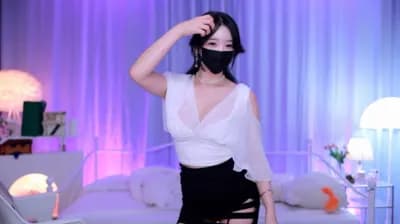2025-05-19_06-43-56 - moem9e9 - BJ ♔레나