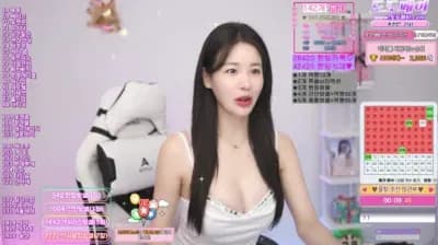 2025-05-21_22-10-16 - amandalee7 - BJ 라히