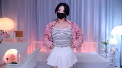 2025-06-07_06-17-37 - moem9e9 - BJ ♔레나